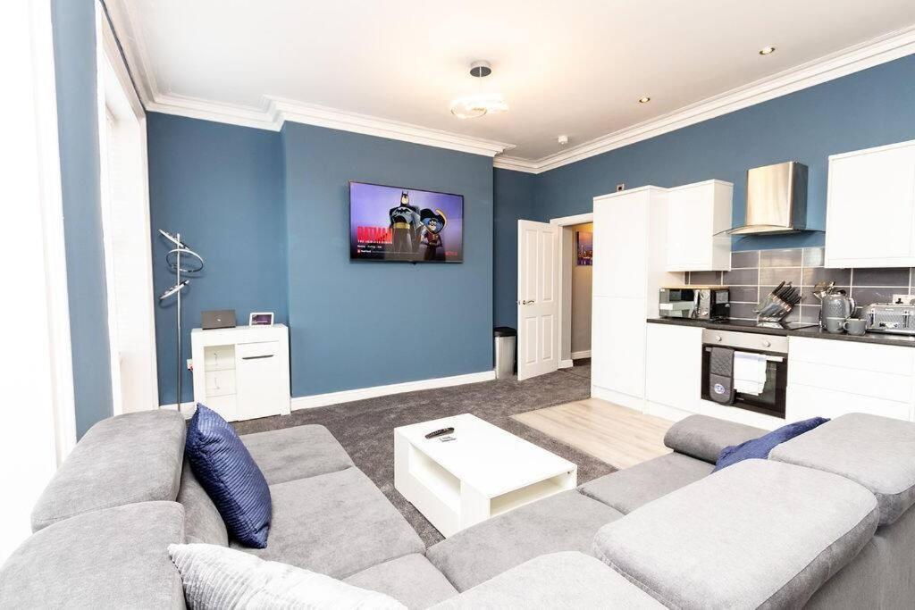 Lavish 2Bed Apartment In The Heart Of Birkenhead Exterior foto